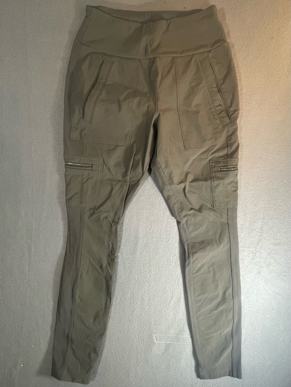 Athleta Headland Hybrid Cargo